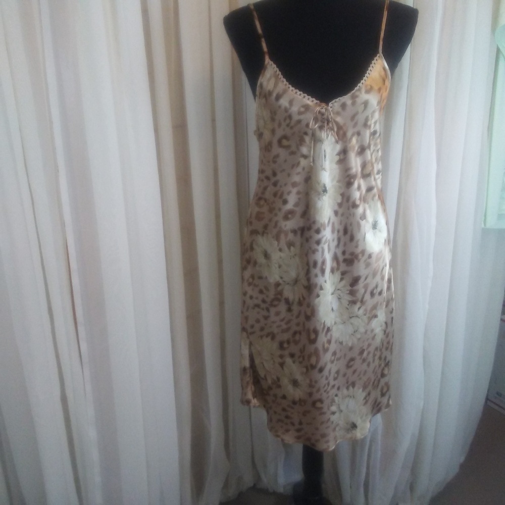 Sophia by delicates Nighty
